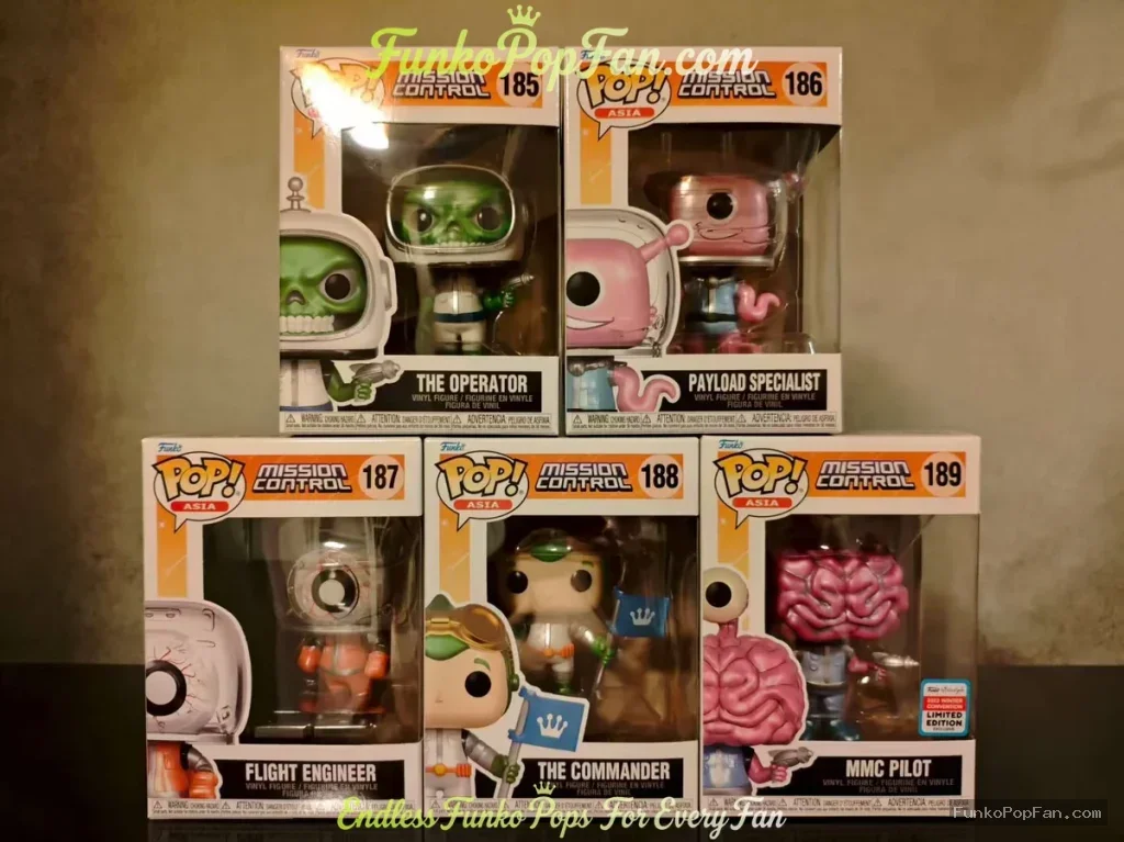 Bundle Funko Pop! Mission Control #185 THE OPERATOR / #186 PAYLOAD SPECIALIST / #187 FLIGHT ENGINEER / #188 THE COMMANDER / #189 MMC PILOT Vinyl Figure Bobblehead Vaulted Collectible With Protector Funko Pop Figure