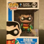 DC Comics Super Heroes #02 Robin 2016 Vinyl Figure Bobblehead Vaulted Collectible With Protector Funko Pop Figure