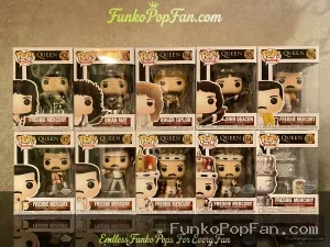 Bundle Funko Pop! Queen Freddie Mercury #02 / Brian May #03 / Roger Taylor #04 / John Deacon #06 Vinyl Figure Bobblehead Vaulted Collectible With Protector Funko Pop Figure