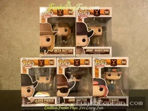 Bundle Funko Pop! TV Yellowstone #1560 Beth Dutton / Jimmy Hurdstrom #1561 / Lloyd Pierce #1562 / John Dutton #1563 / Teeter #1564 Vinyl Figure Bobblehead Vaulted Collectible With Protector Funko Pop Figure