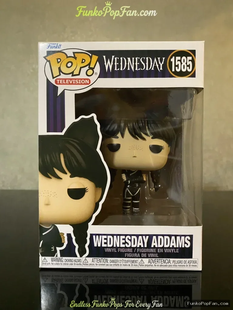 Television Addams #1585 Vinyl Figure Bobblehead Vaulted Collectible With Protector Funko Pop Figure