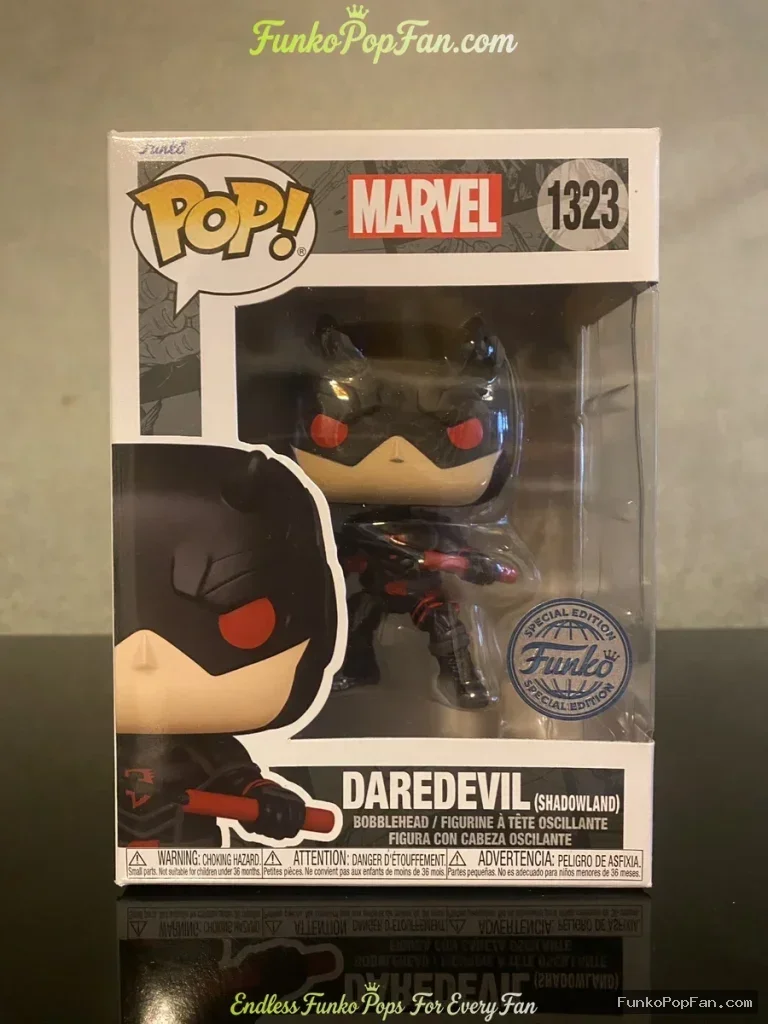 Funko Pop! Marvel Daredevil (Shadowland) #1323 (Entertainment Earth Exclusive) Vinyl Figure Bobblehe - Funko Pop Figure